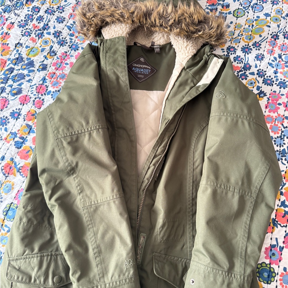 Craghoppers AquaDry Insulated Jacket in Olive